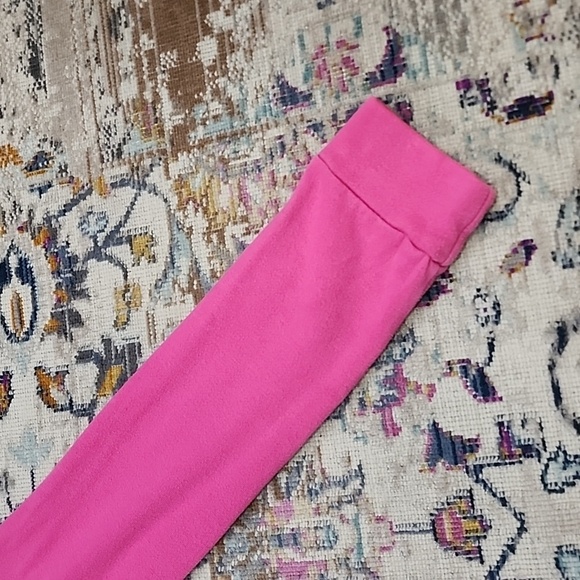 Calvin Klein Jeans Pink Girl's Hood, size Large (12/14) - Picture 4 of 9